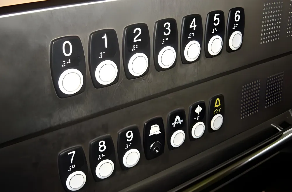 Elevator Pane
